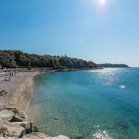 Guest house Kamelia Pula