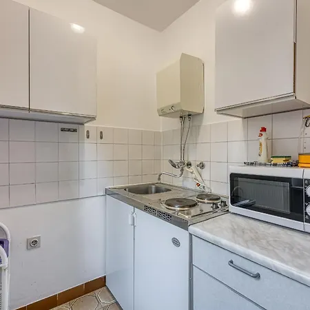 Guest house Kamelia Pula