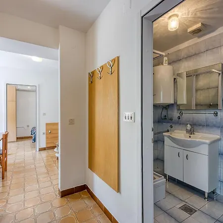 Kamelia Guest house Pula